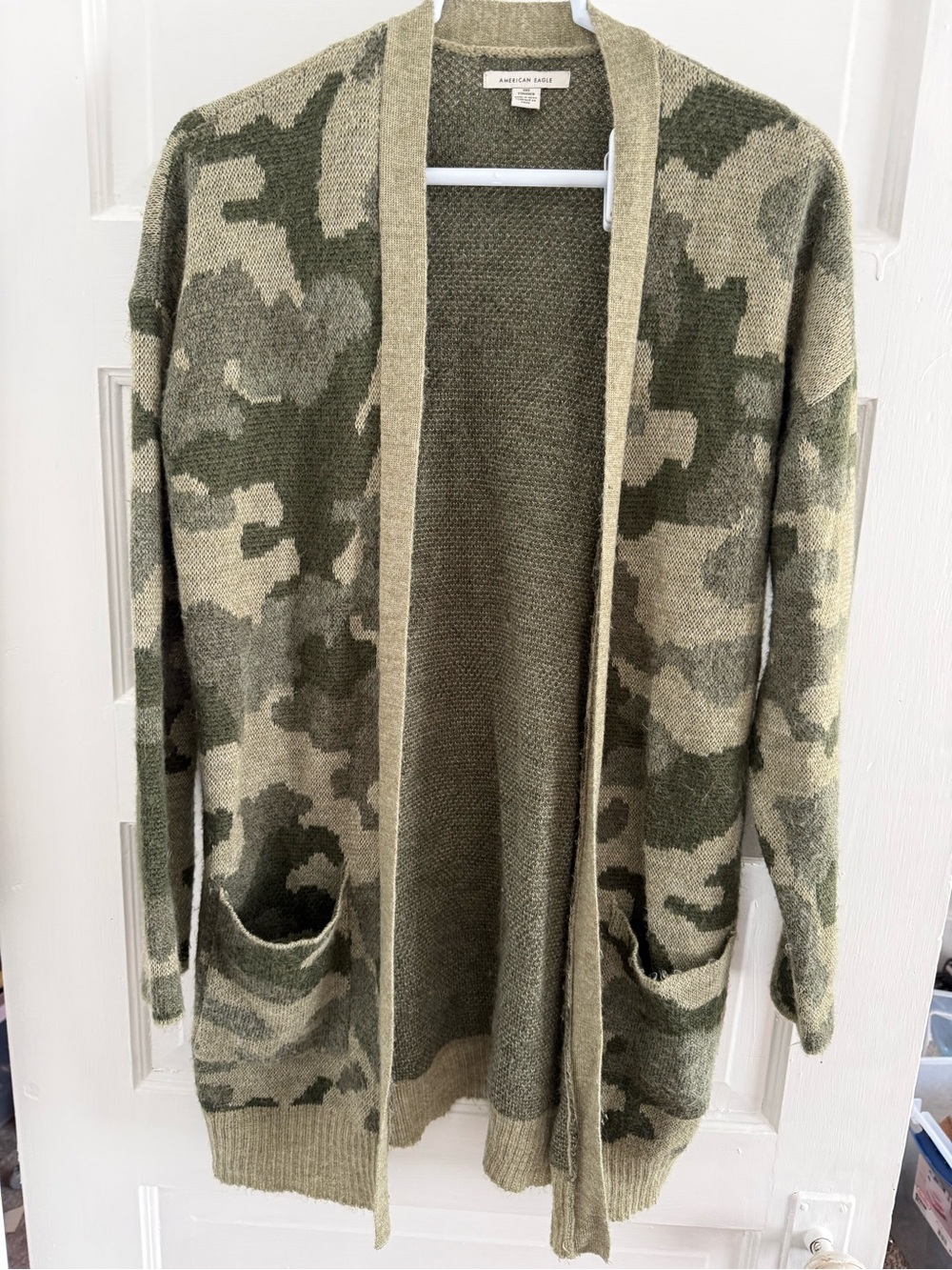 American Eagle cardigan